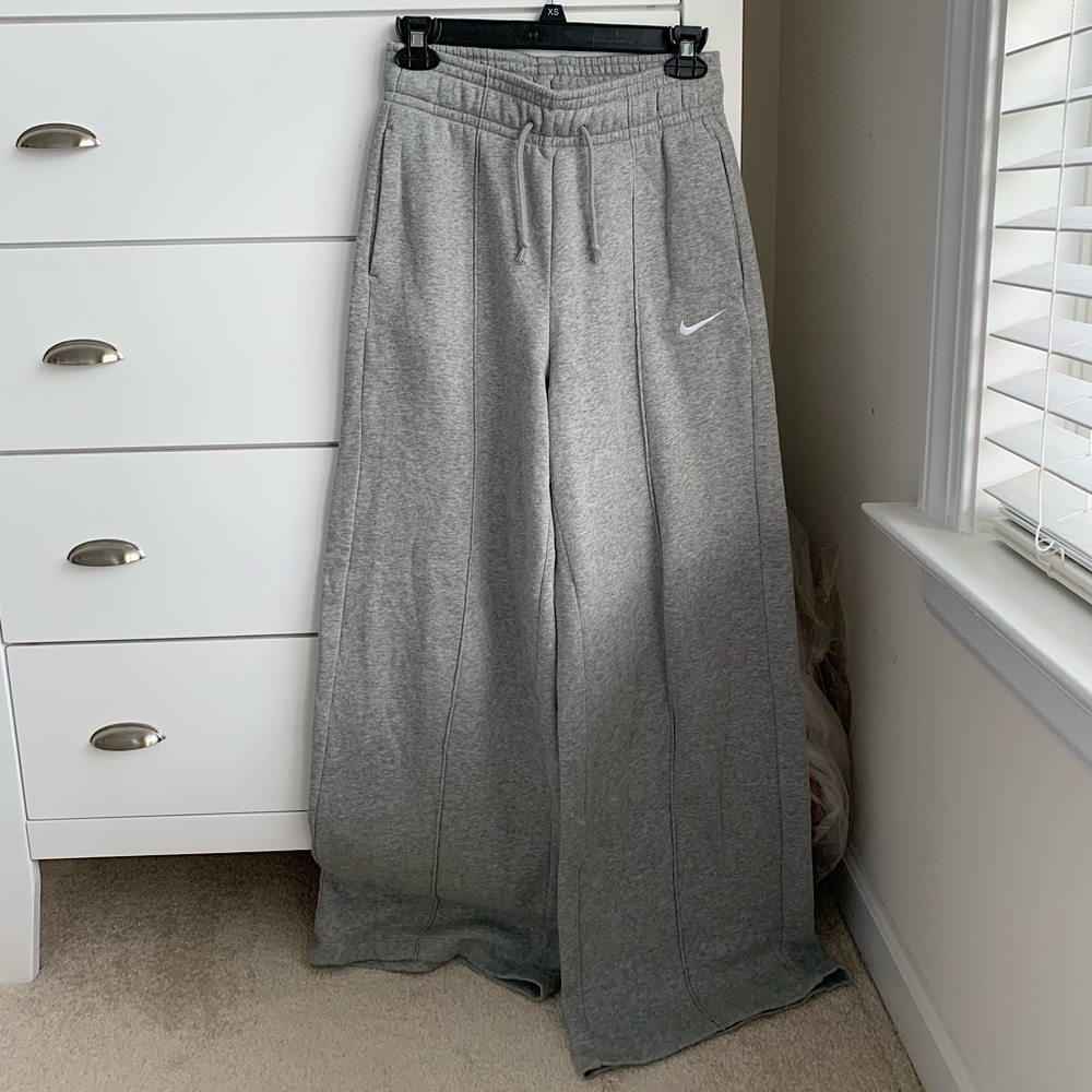 Nike Sweatpants